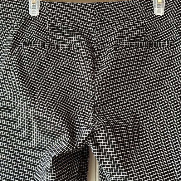 trendsetter Black Plaid Capris Size 14 - Picture 6 of 8